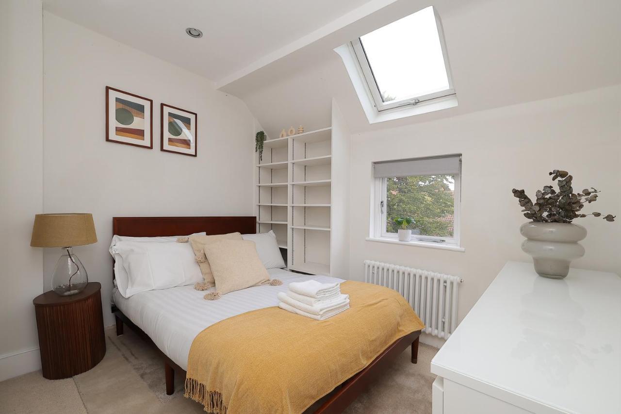 2 Bedroom Chic Apartment With Private Balcony In Notting Hill Лондон Екстериор снимка